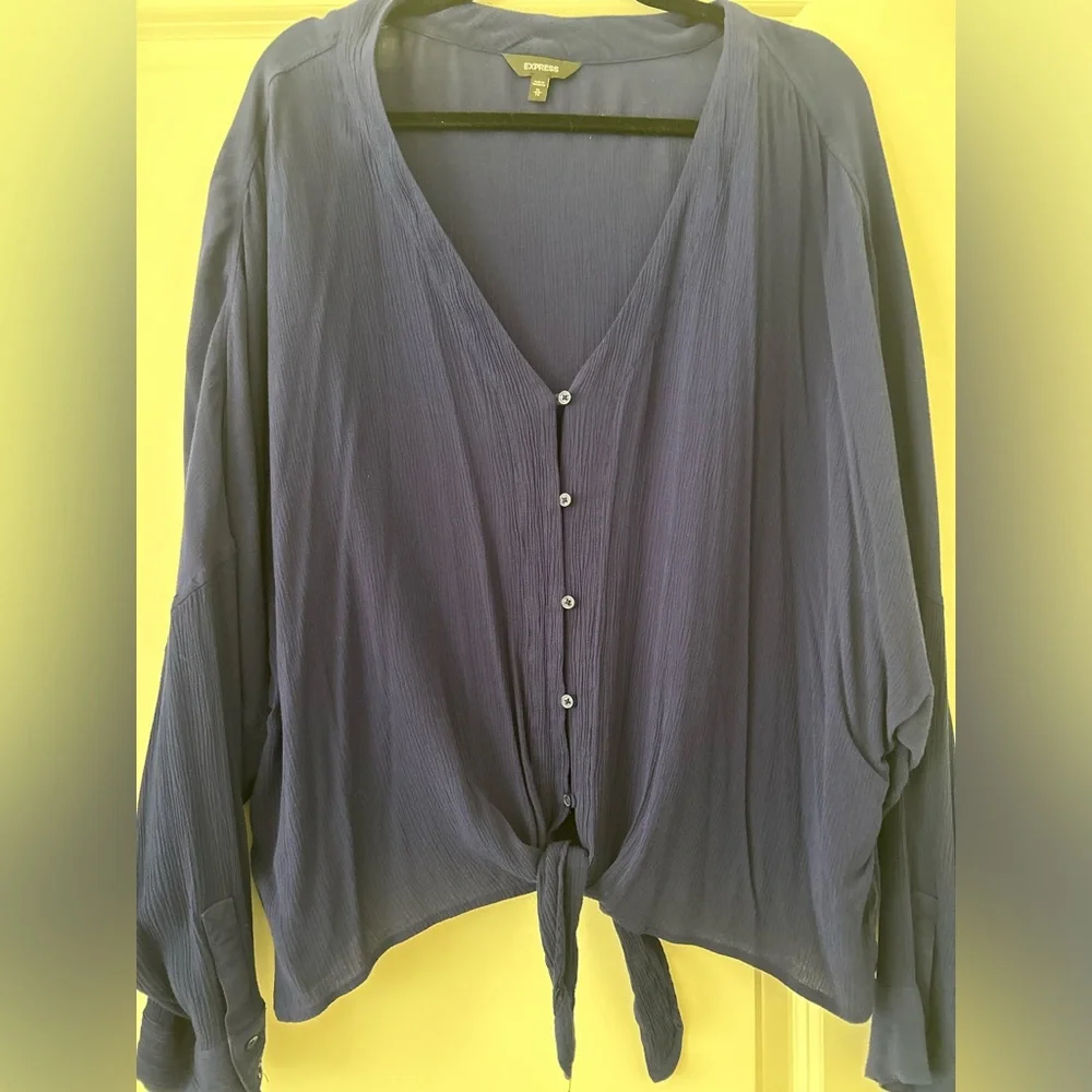 Express Shirt - Picture 2 of 5